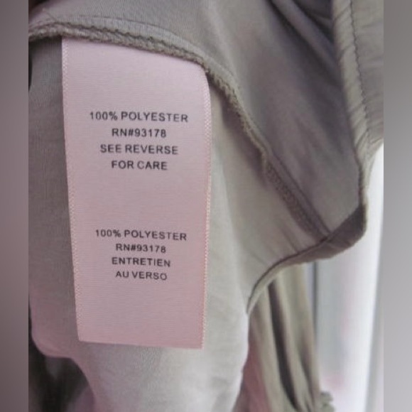 Philosophy Women’s Satin-Feel Long Sleeve Blouse w/Pleating Details; Size XS - Picture 7 of 11